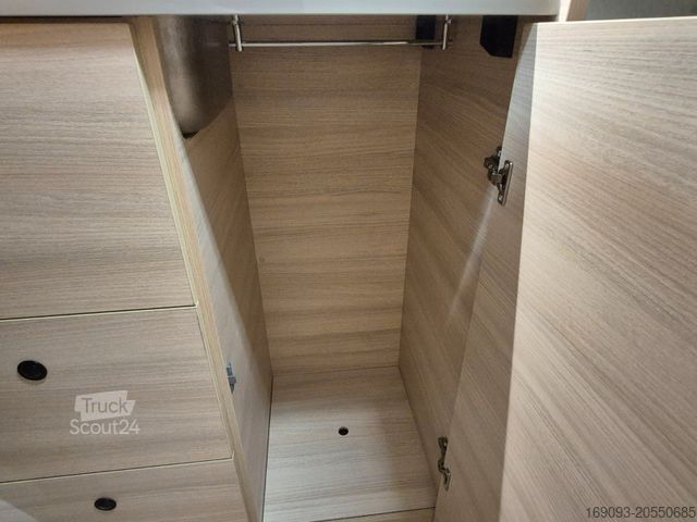 Autorulotă CHAUSSON V594M Light First Line *MJ26*140PS*200W Solar