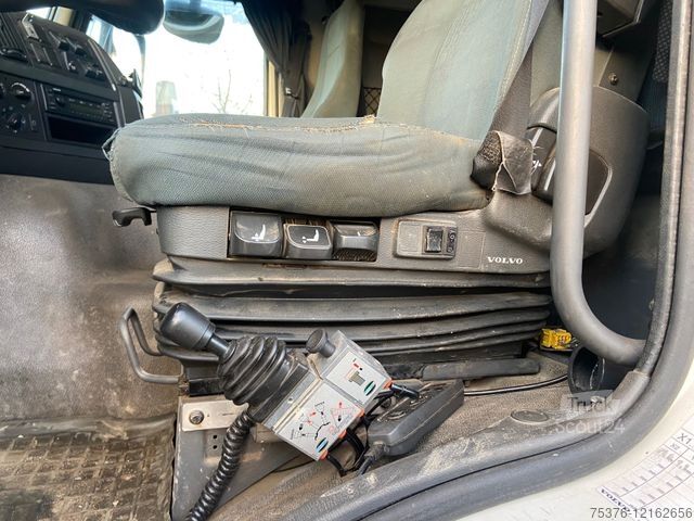 Standart çekici ünitesi VOLVO FM 410 EEV Kipphydraulik