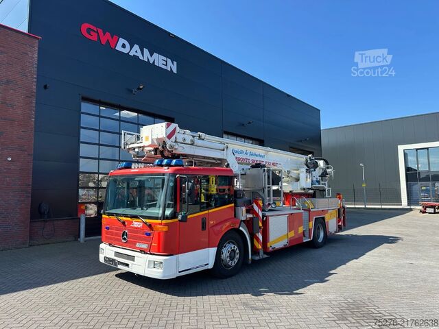 Løfteplatform Mercedes-Benz Econic 1823 Bronto Skylift F32 MDT 2000