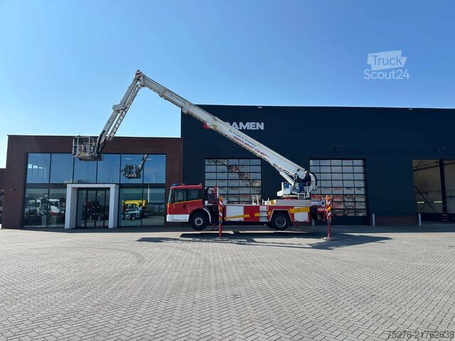 Løfteplatform Mercedes-Benz Econic 1823 Bronto Skylift F32 MDT 2000