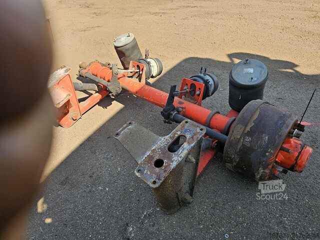 Os SMB TRAILER AXLE SINGLE TIRE DRUM. MISSING ONE HUBE.