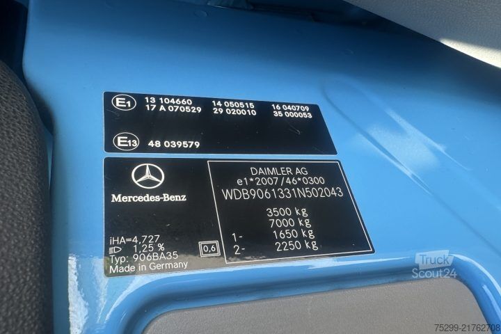 Tilpasset varevogn Mercedes-Benz 316 CDI HB Motor Neu / Swiss-Vehicle