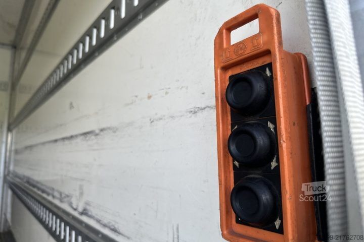 Tilpasset varevogn Mercedes-Benz 316 CDI HB Motor Neu / Swiss-Vehicle