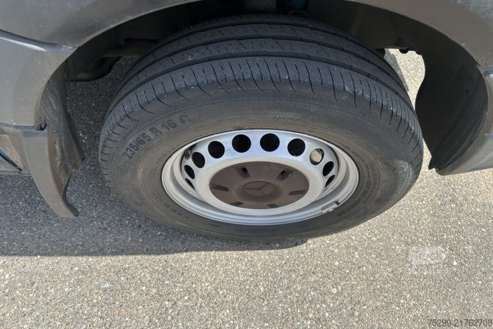 Tilpasset varevogn Mercedes-Benz 316 CDI HB Motor Neu / Swiss-Vehicle