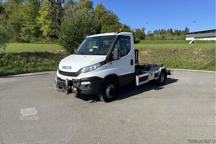 Kroghejselastbil Iveco 70C17 Kommunal + Schneepflug / Swiss-Vehicle