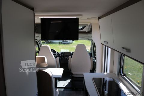 Polointegrovaný karavan Carado VAN V337 Pro+