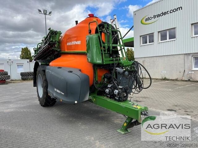 Növényvédőszer-permetező Amazone UX 8601 SUPER