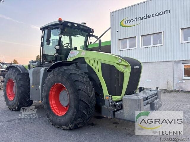 Traktor Claas XERION 4500 TRAC VC