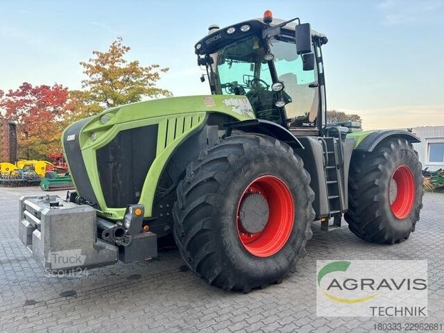 Traktor Claas XERION 4500 TRAC VC