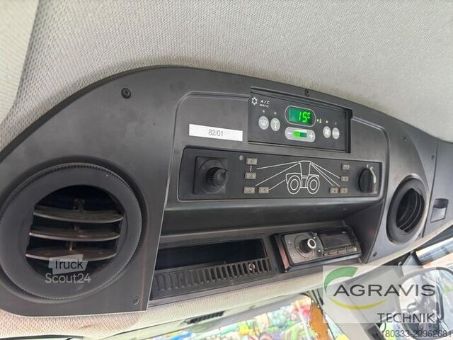 Traktor Claas XERION 4500 TRAC VC