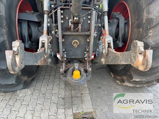 Traktor Claas XERION 4500 TRAC VC