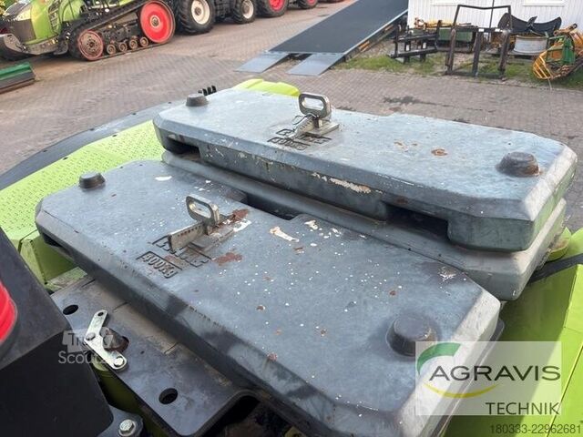 Traktor Claas XERION 4500 TRAC VC