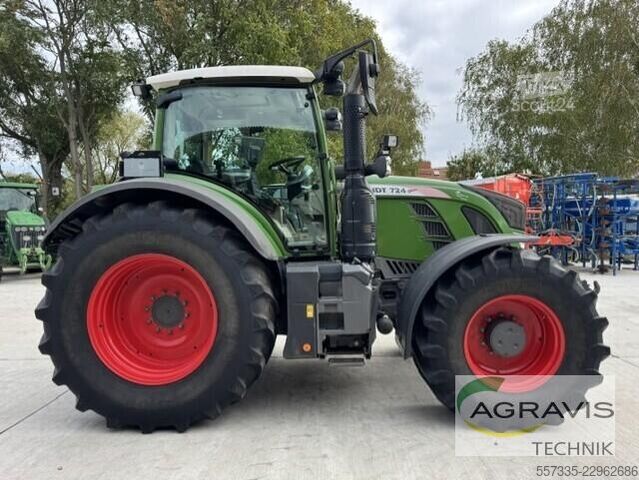 Трактор Fendt 724 VARIO S4