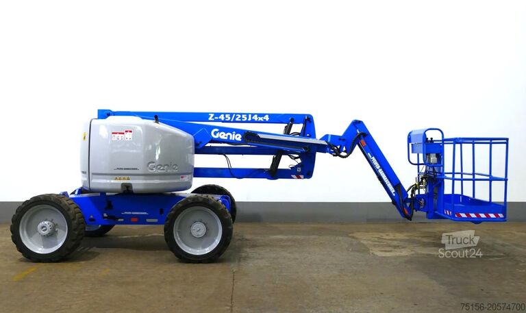 Savaeigė darbo platforma Genie Z-45/25 J 4x4 ** 16.1m / seitlich 8.5m *