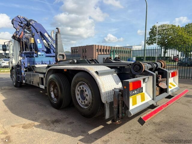 Sistema a braccio con gancio DAF CF 75.310 6X2 HOOKIFT + CRANE COPMA C1930/4 + J...