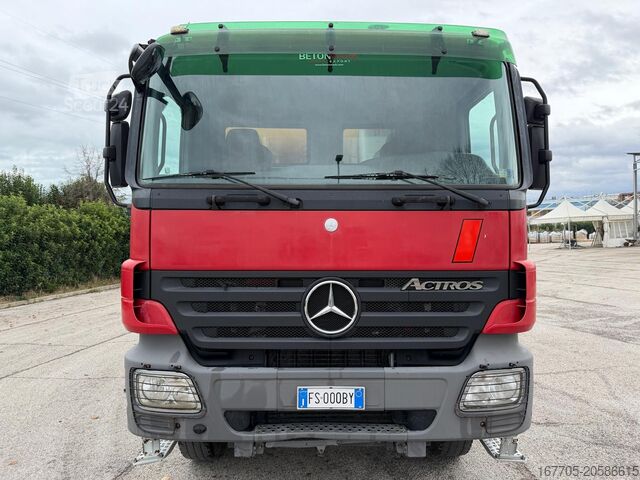 Otomatik beton mikser kamyonu Mercedes-Benz Actros 4141