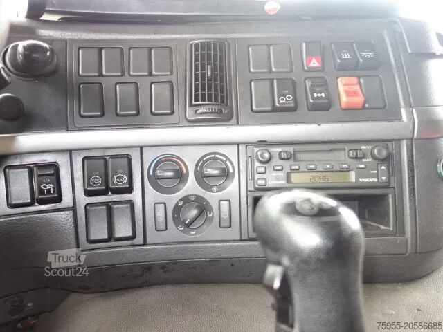 Tankowiec Volvo FM 12 18500liter tank,AIRCO,MANUAL GEARBOX