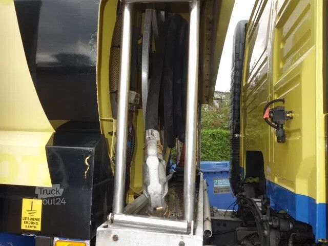 Tankowiec Volvo FM 12 18500liter tank,AIRCO,MANUAL GEARBOX