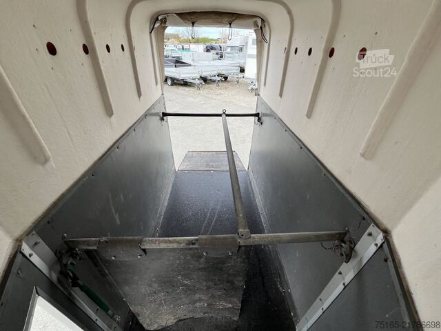 Hestetransporttrailer BLOMERT T 1  EP Pferdeanhänger