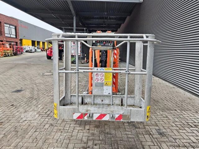 Plataforma de trabalho telescópica articulada JLG X20JP