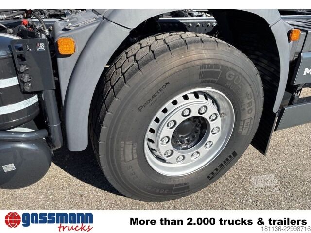 Châssis de camion MAN TGS 41.520 8x4 BB CH, Nebenantrieb oben