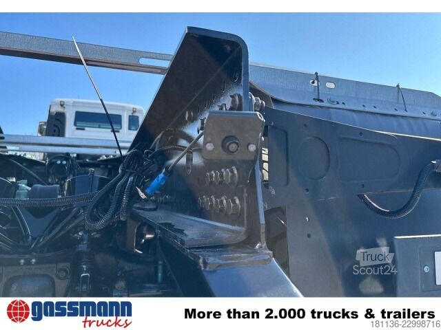 Châssis de camion MAN TGS 41.520 8x4 BB CH, Nebenantrieb oben