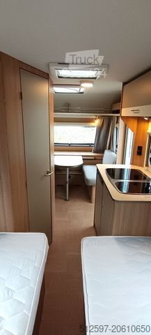 Caravan LMC Sassino 460 E ATC, Vorzelt