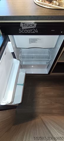 Autorulotă semi-integrată SUNLIGHT Adventure V 60 SAT/TV, Navi, RFK, Markise, FT