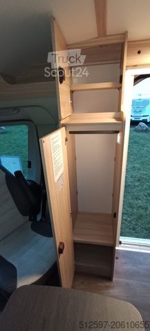 Autorulotă semi-integrată SUNLIGHT Adventure V 60 SAT/TV, Navi, RFK, Markise, FT