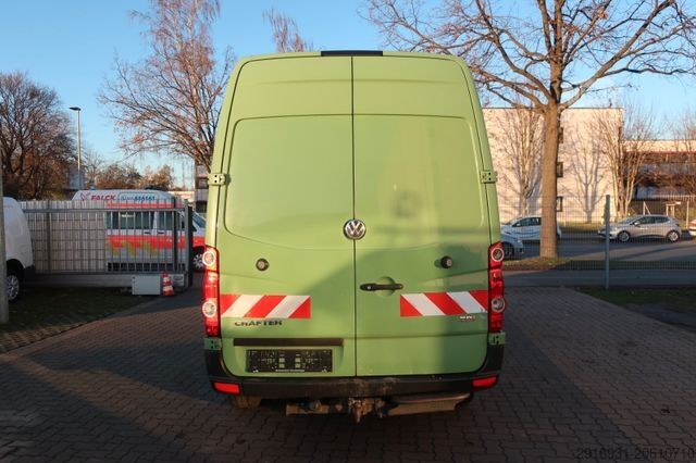 Фургон с высокой крышей VOLKSWAGEN Crafter Kasten 35 mittel L2H2/Klima/AHK/FN: 237