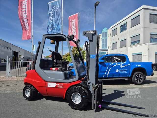 Empilhadeira frontal Linde H 30 T-03