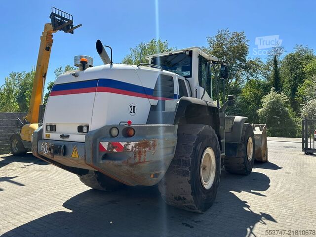 навантажувач Liebherr L 566