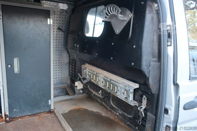 Bestelwagen MERCEDES-BENZ Vito111 CDI lang/ Werkstatt / SHZ / Klima FN:247