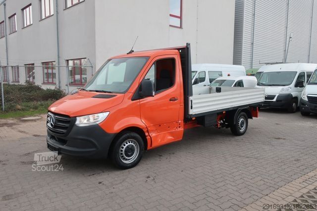Furgonetka pick-up MERCEDES-BENZ Nr.223 Sprinter Pritsche 211CDI / AHK