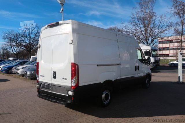 Dubă cu acoperiș înalt IVECO Daily Kasten 35 S 11 V Radstand 3520 L Nr. 103