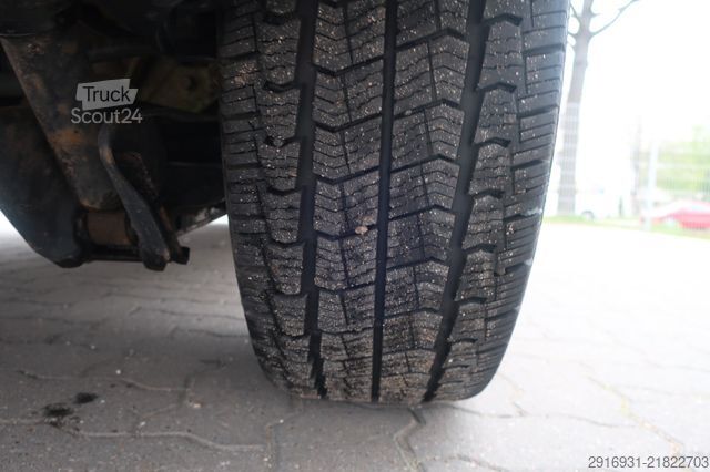 Μίνι λεωφορείο OPEL Nr.59 Vivaro B L1H1 2,7t 1.Hand / 9 Sitzer/Klima