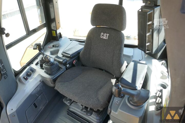 Trator de esteira Caterpillar D7E LGP