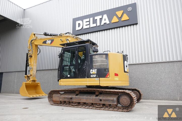 Escavadora de lagartas Caterpillar 325F LCR