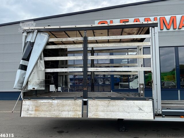 Низький навантажувач Muller Mitteltal 3-assige dieplader met oprijrampen Machine / He...