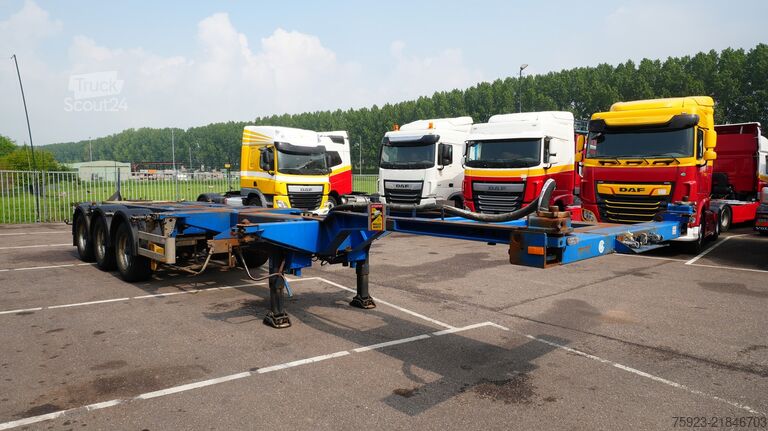 Preprava kontajnerov Pacton 3 axle container chassis extendable trailer