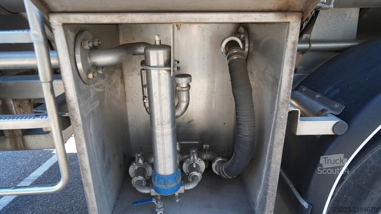 Food tanker Van Hool 3 axle food tank trailer 33.300ltr