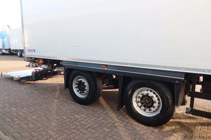 Gekoeld/bevroren transport Schmitz Cargobull City Trailer + Stuur AS