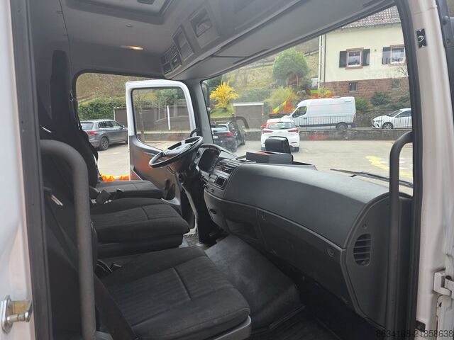 Trosmerni kiper Mercedes-Benz Atego