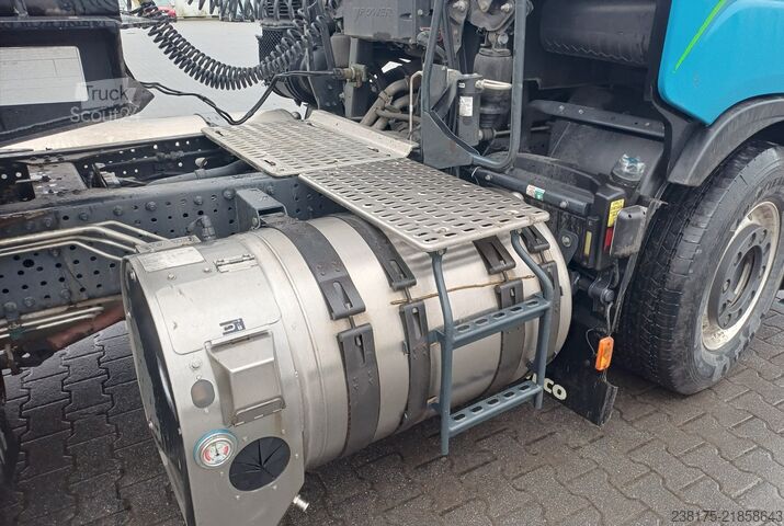 камион за опасни материали Iveco Iveco-Magirus AS440ST/P LNG