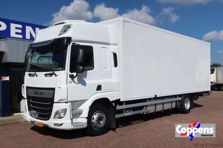 Maleta DAF CF 410 Bak+Klep Dhollandia 2.000 kg Slaapcabine