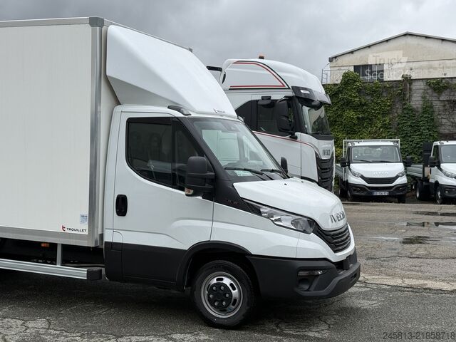 Fourgon tôlé Iveco daily 35-160
