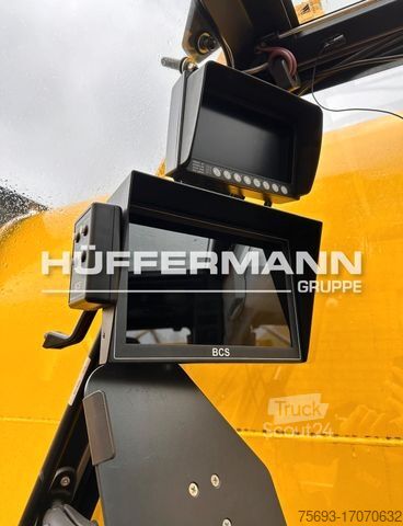 Truck mounted crane GROVE GMK 6300L-1