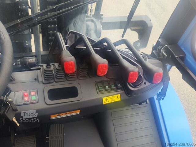 Viljuškar sa prednjim utovarivačem Hangcha CPCD120-XW96G-1