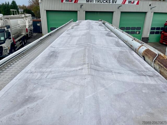 Silosas Turbo's Hoet TSCI 7 COMP. SAF AXLES, AIR SUSPENSION