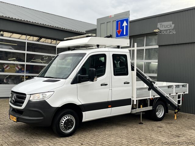 Nosturilla varustettu lavakuorma-auto Mercedes-Benz Sprinter 514 CDI 366 Hiab Laadkraan 018T Trekha...